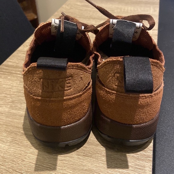 Nike sneakers - Picture 2 of 7